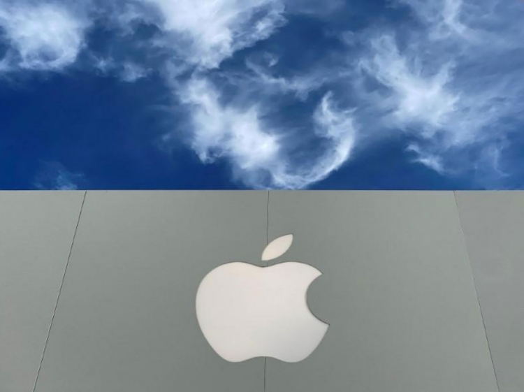 Apple отказалась от идеи сквозного шифрования под давлением ФБР